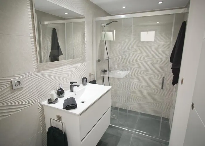 Portonovo Paraiso - Sea View - Piscina - Wifi - Old Town Apartment *