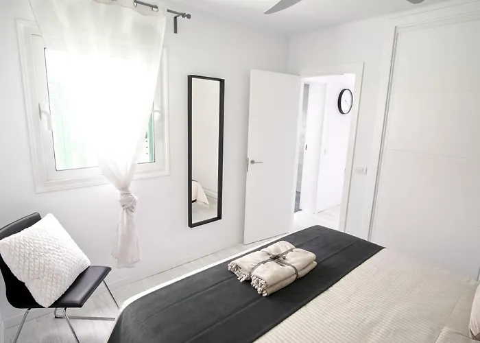 Apartment Portonovo Paraiso - Sea View - Piscina - Wifi - Old Town Puerto del Carmen (Lanzarote)